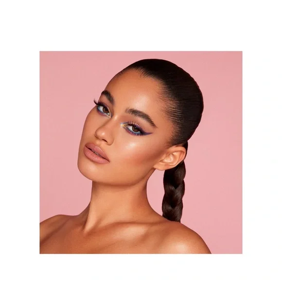 Kylie Cosmetics Lip Kit – Shade 300 Koko K | Matte Liquid Lipstick & Lip Liner - Picture 7 of 8